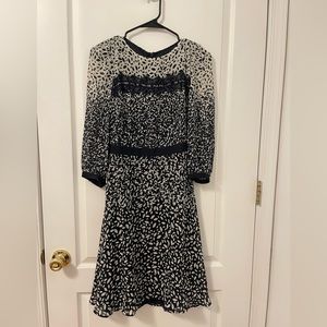 Marks & Spencer beautiful sexy blue and white dress. Size uk 8. Size US 2
